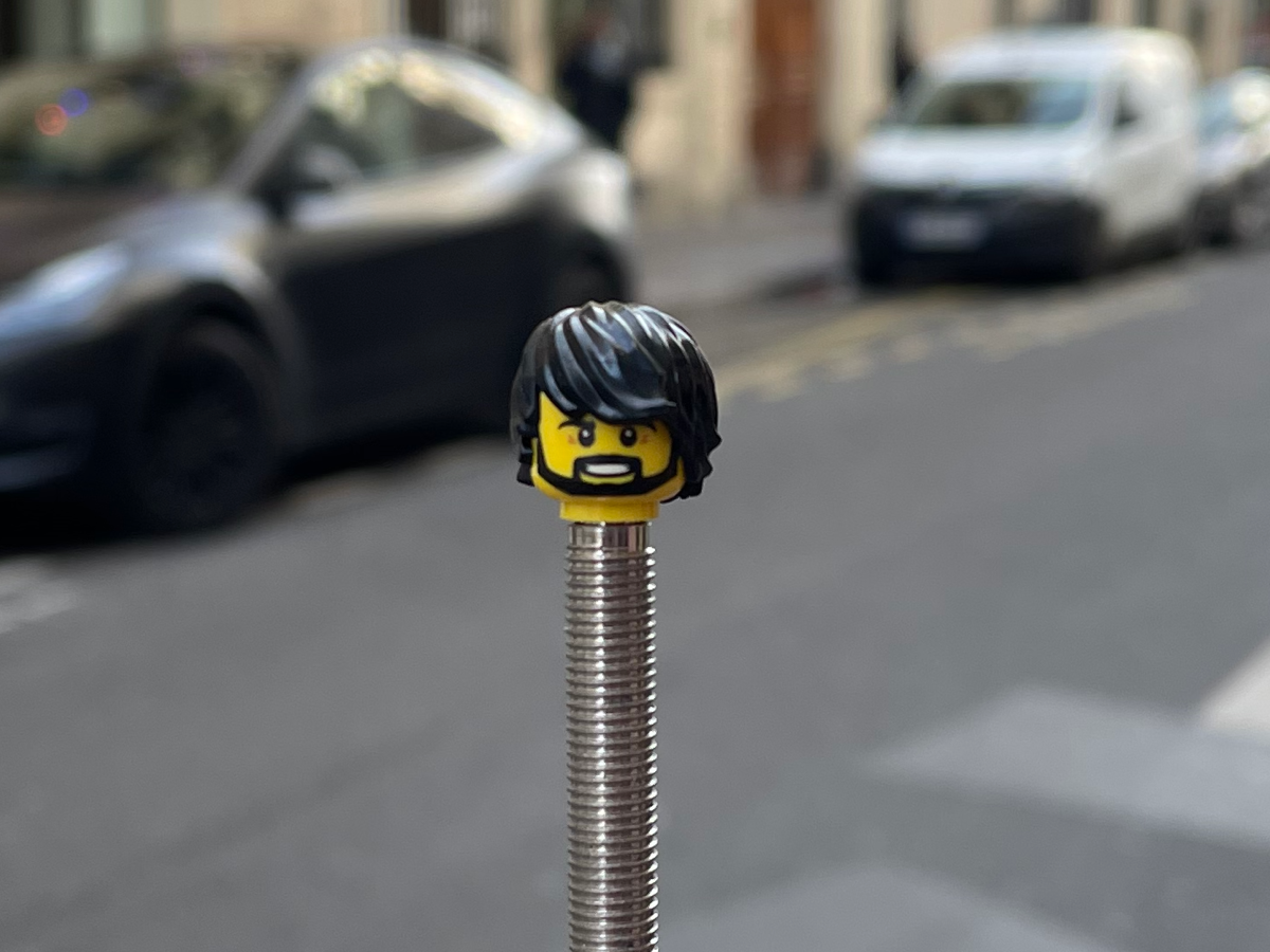 BRICK CAPS - TYRE VALVE CAPS