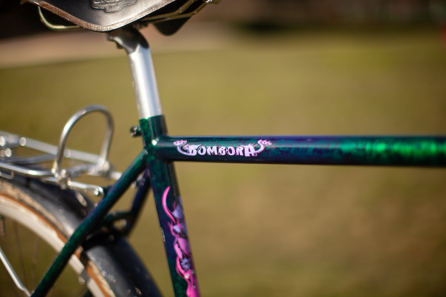 JOÃO'S CRUST BOMBORA