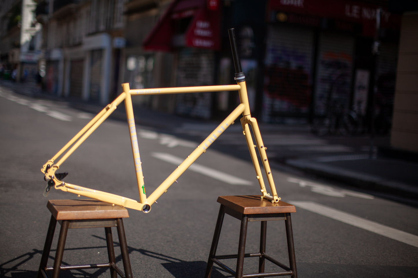 CRUST DERECHO FRAME