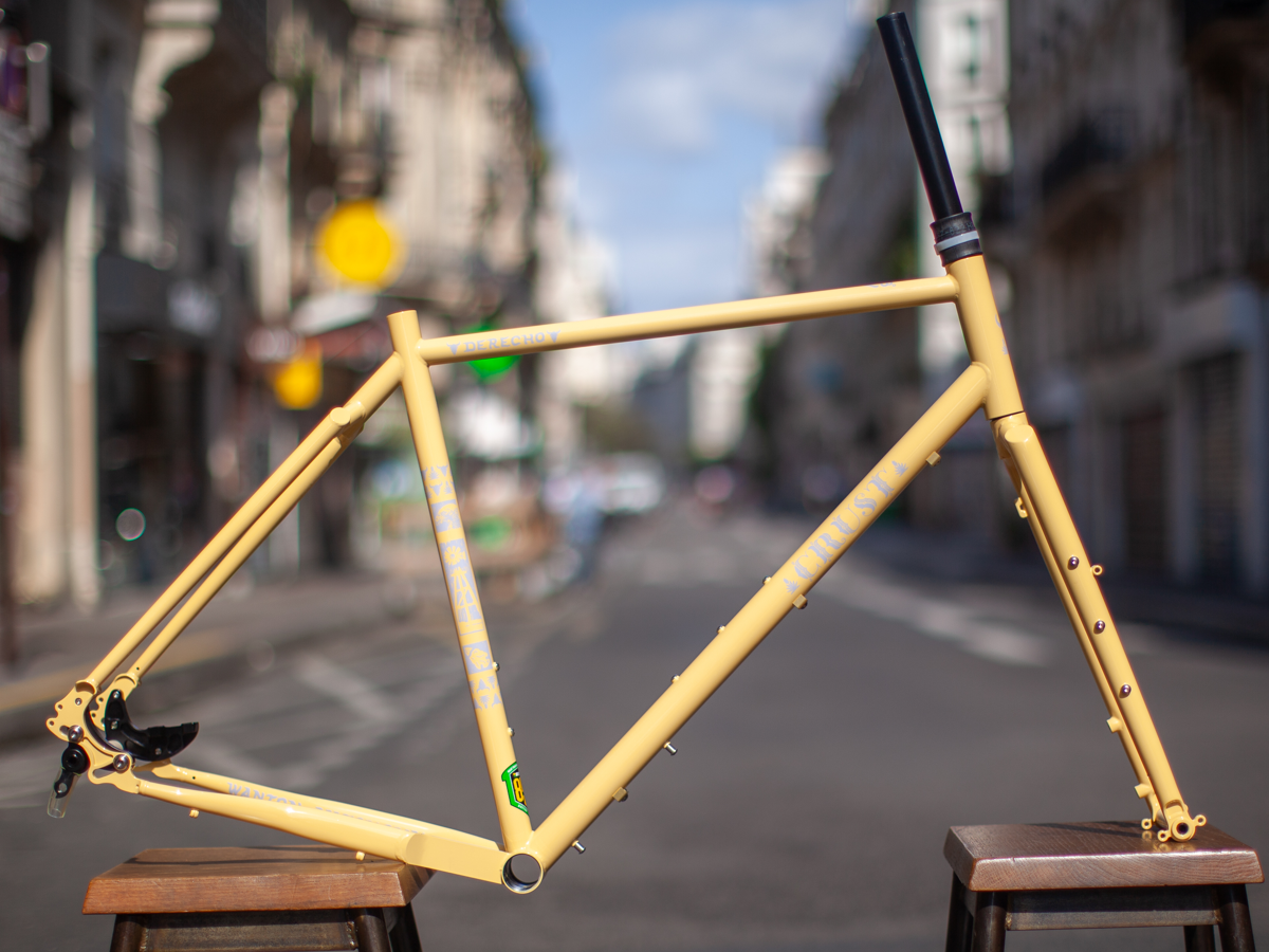 CRUST DERECHO FRAME