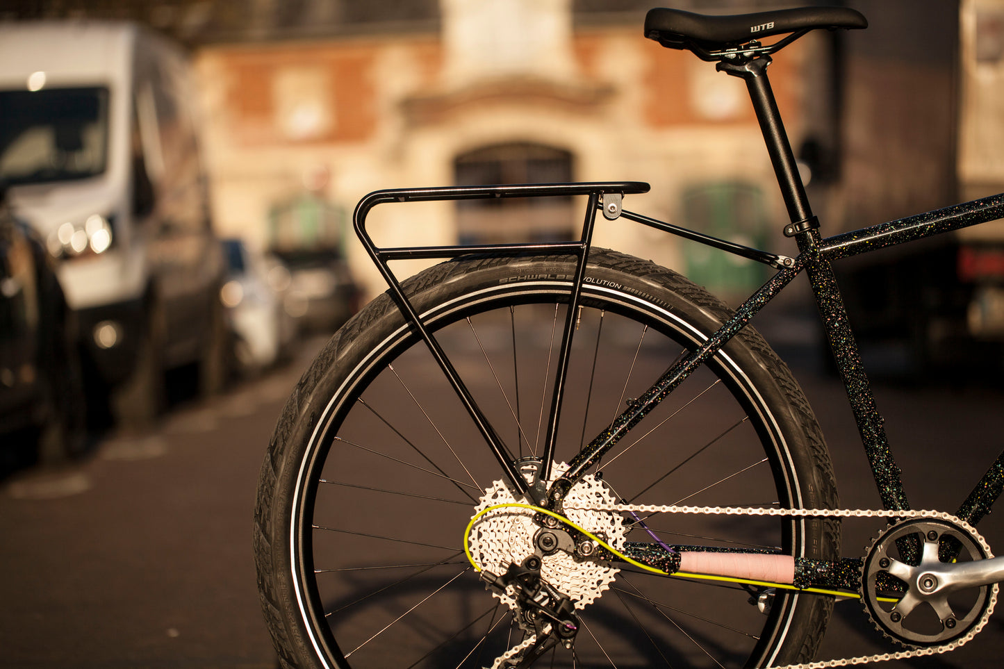 MARIE'S CRUST EVASION