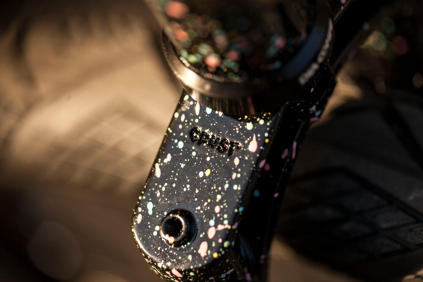 MARIE'S CRUST EVASION