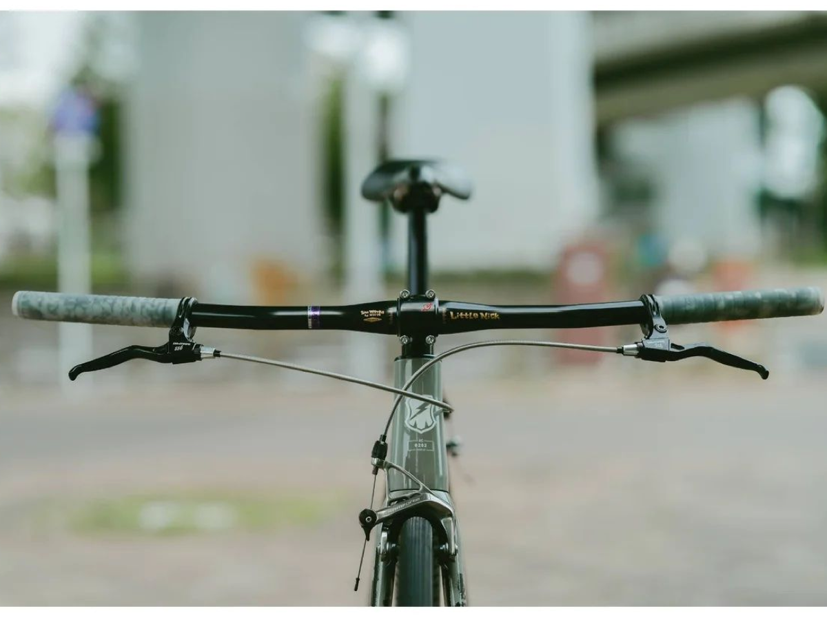 SIMWORKS LITTLE NICK ALLOY HANDLEBARS – La Chouette Paris SIMWORKS LITTLE NICK ALLOY HANDLEBARS – La Chouette Paris