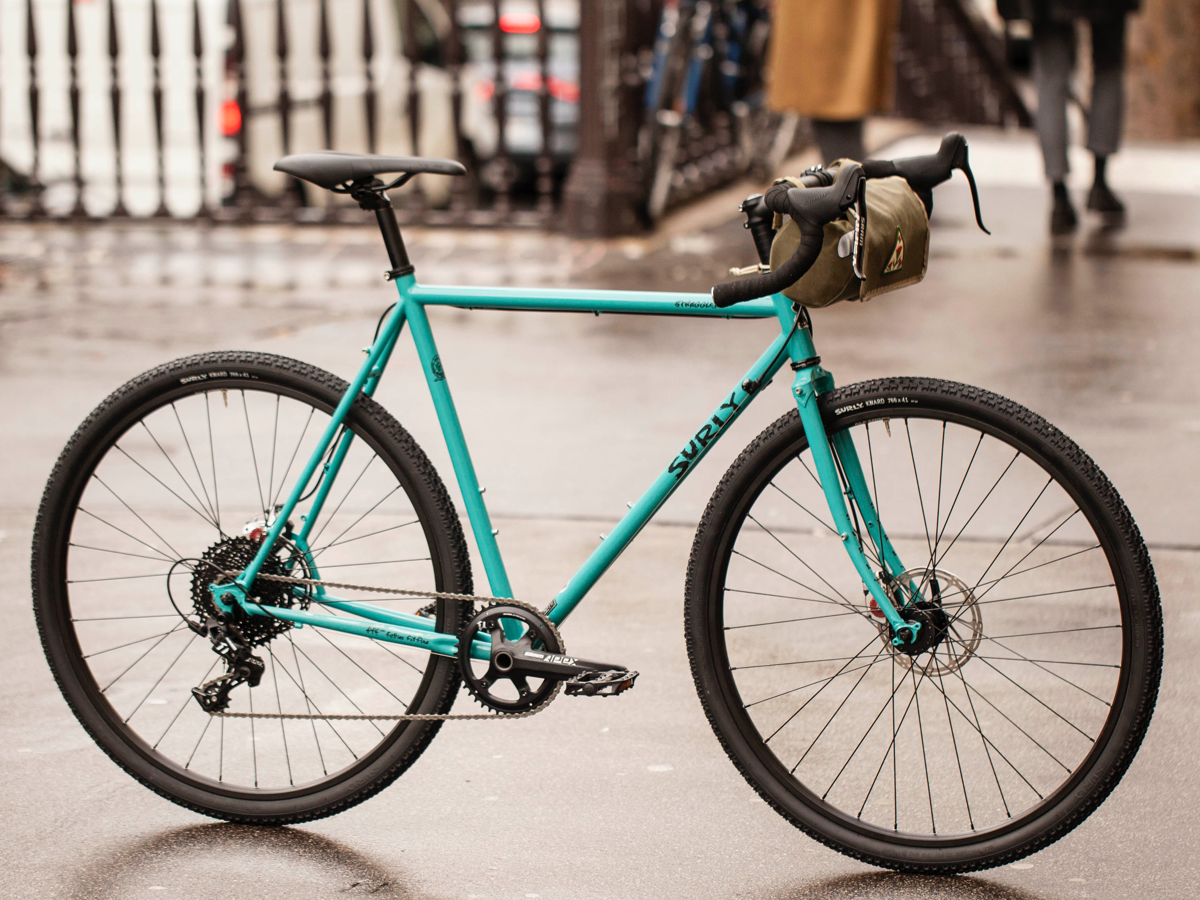 SURLY STRAGGLER COMPLETE BIKE 700c