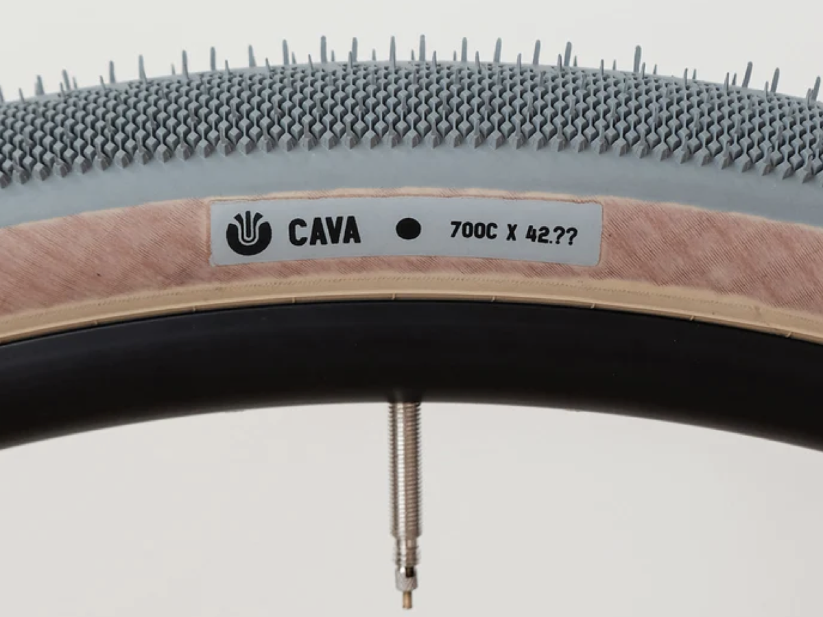 ULTRADYNAMICO CAVA RACE TYRES