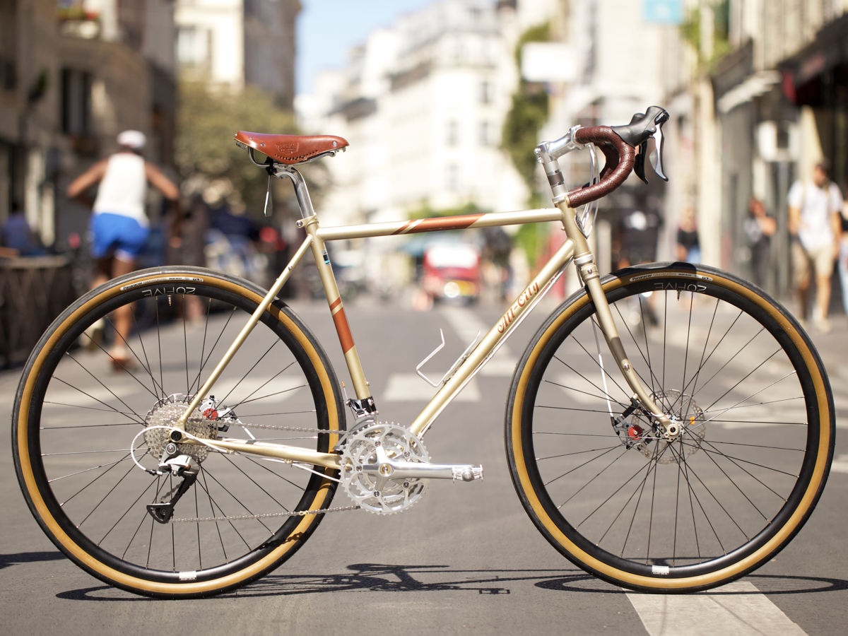 COLINE S ALL CITY SPACE HORSE