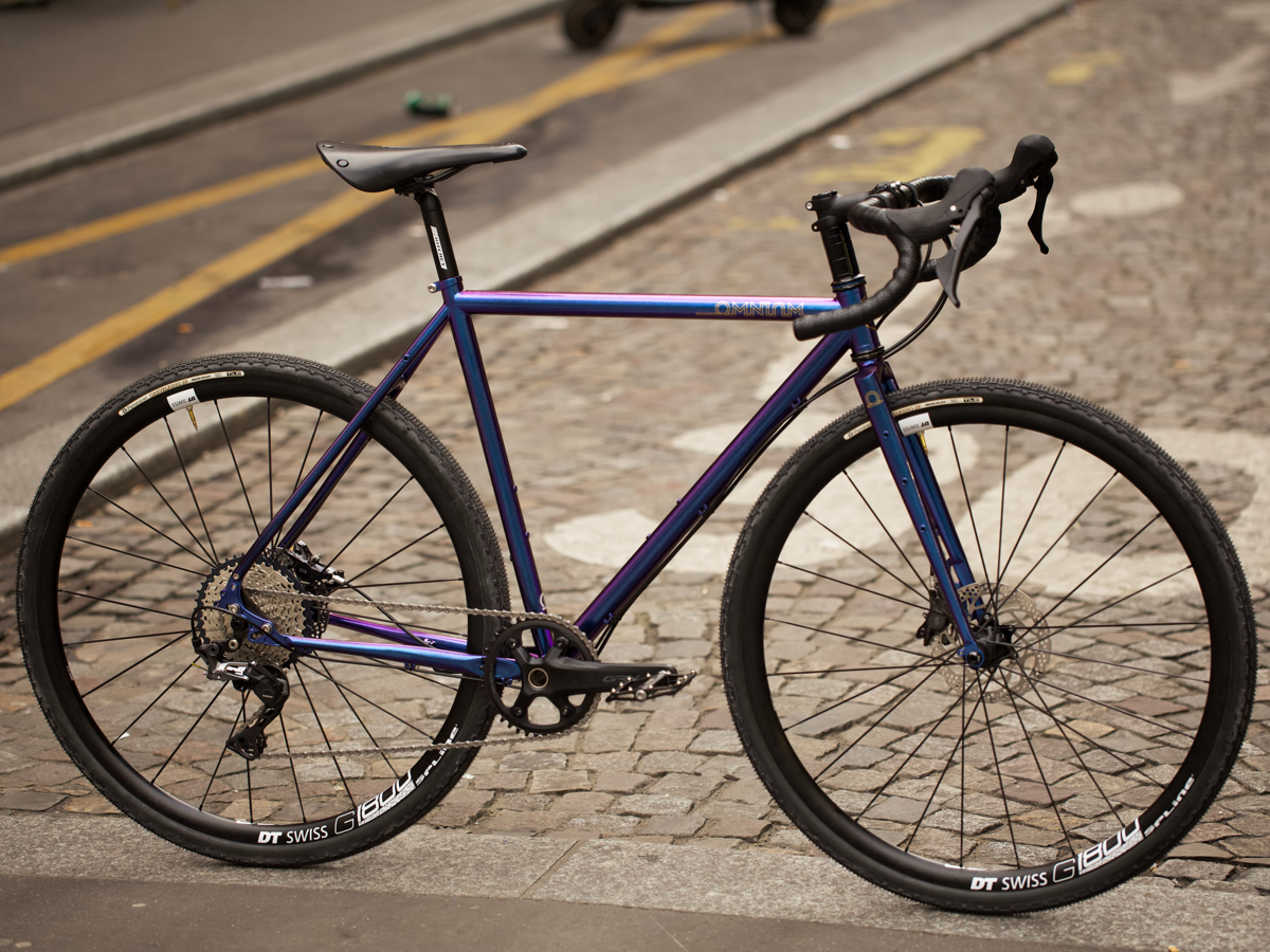 Omnium road bike 700c hotsell