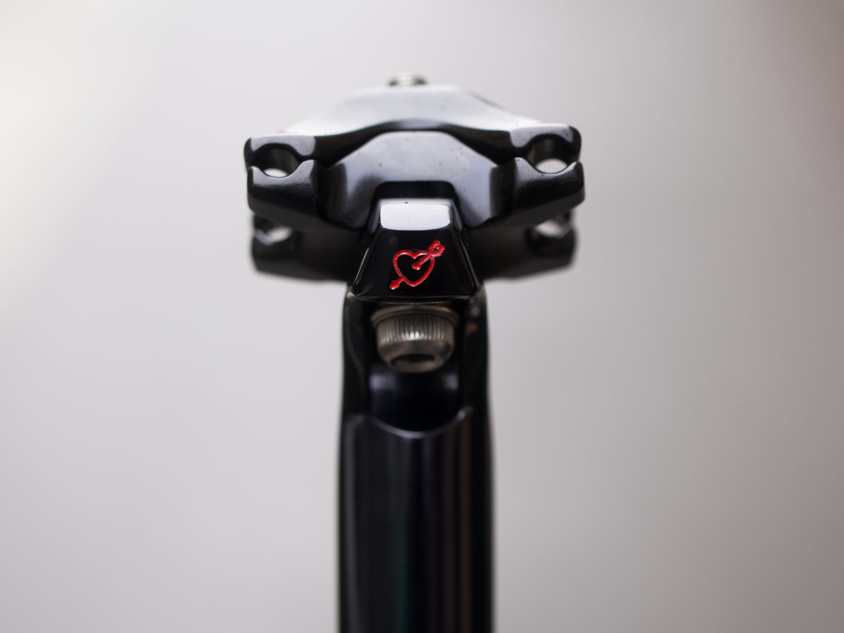 SIMWORKS SEAT POST BEATNIK – La Chouette Paris