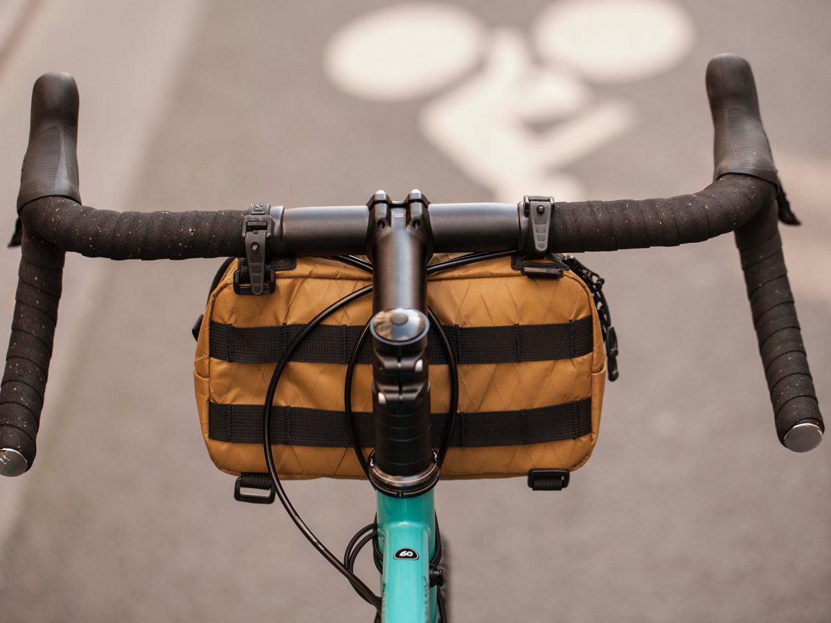 SWIFT INDUSTRIES KESTREL HANDLEBAR BAG – La Chouette Paris