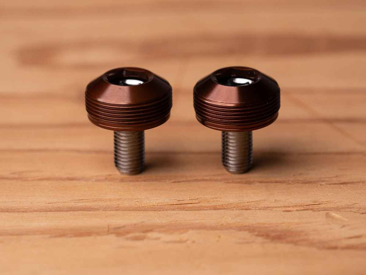 Blue Lug Bumpy Crank Cap Set — Brown