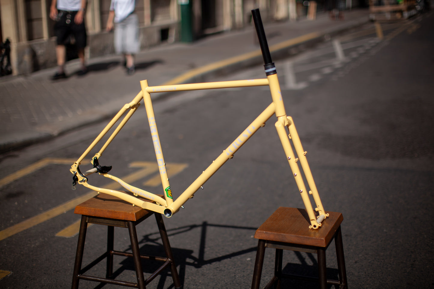 CRUST DERECHO FRAME
