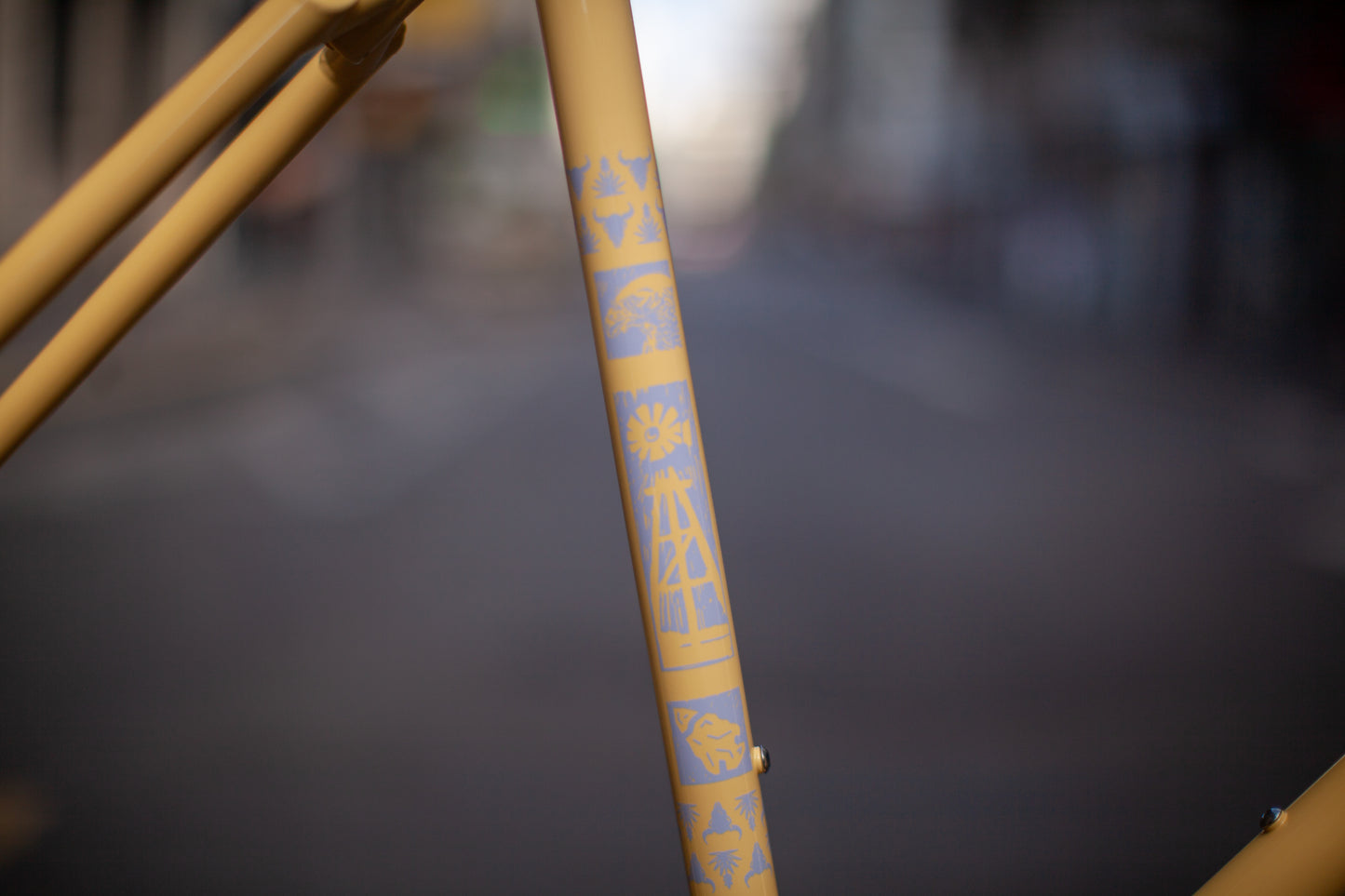 CRUST DERECHO FRAME