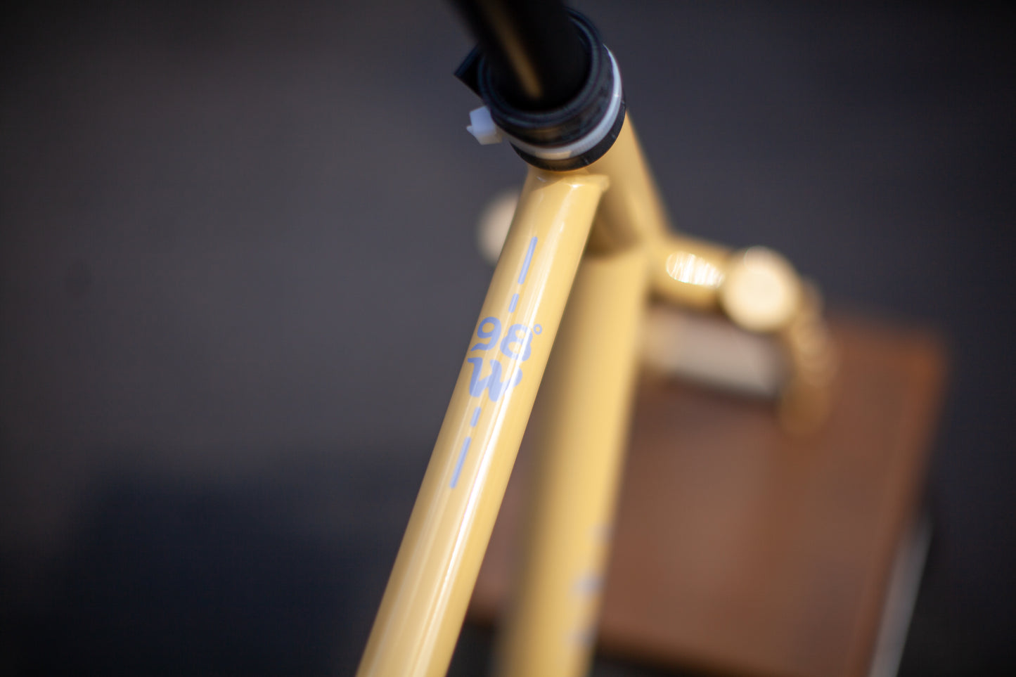 CRUST DERECHO FRAME