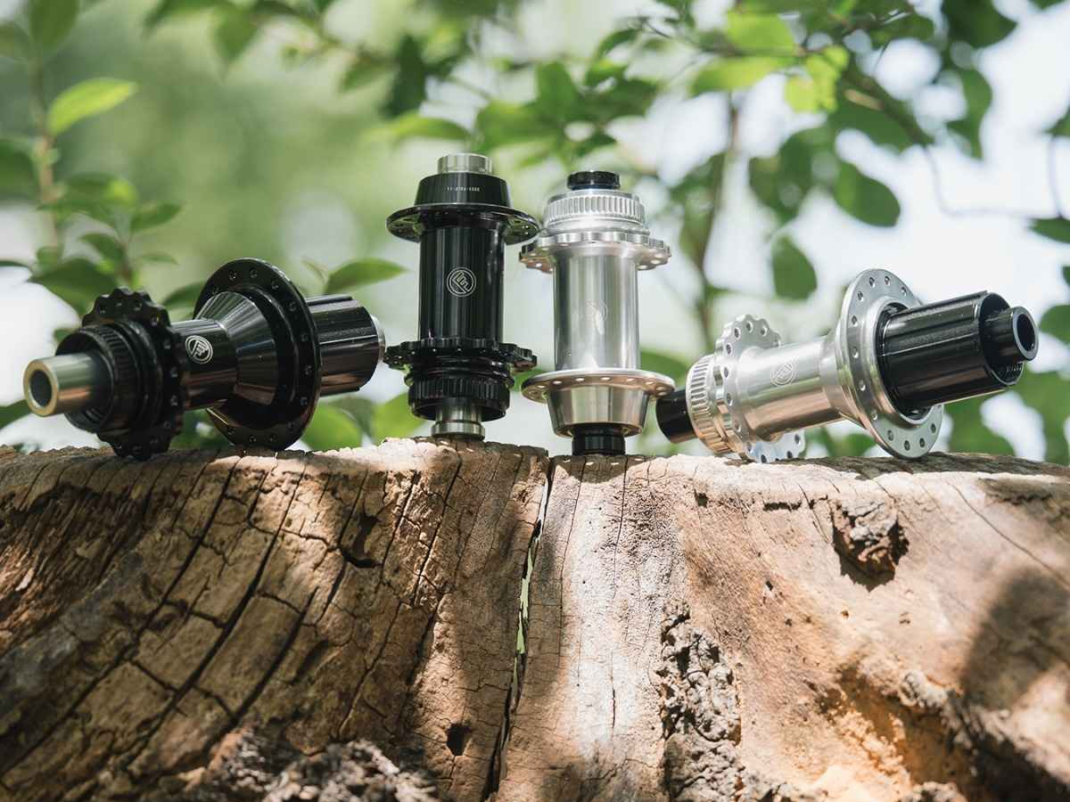FAIRWEATHER ALL ROAD FRONT HUB