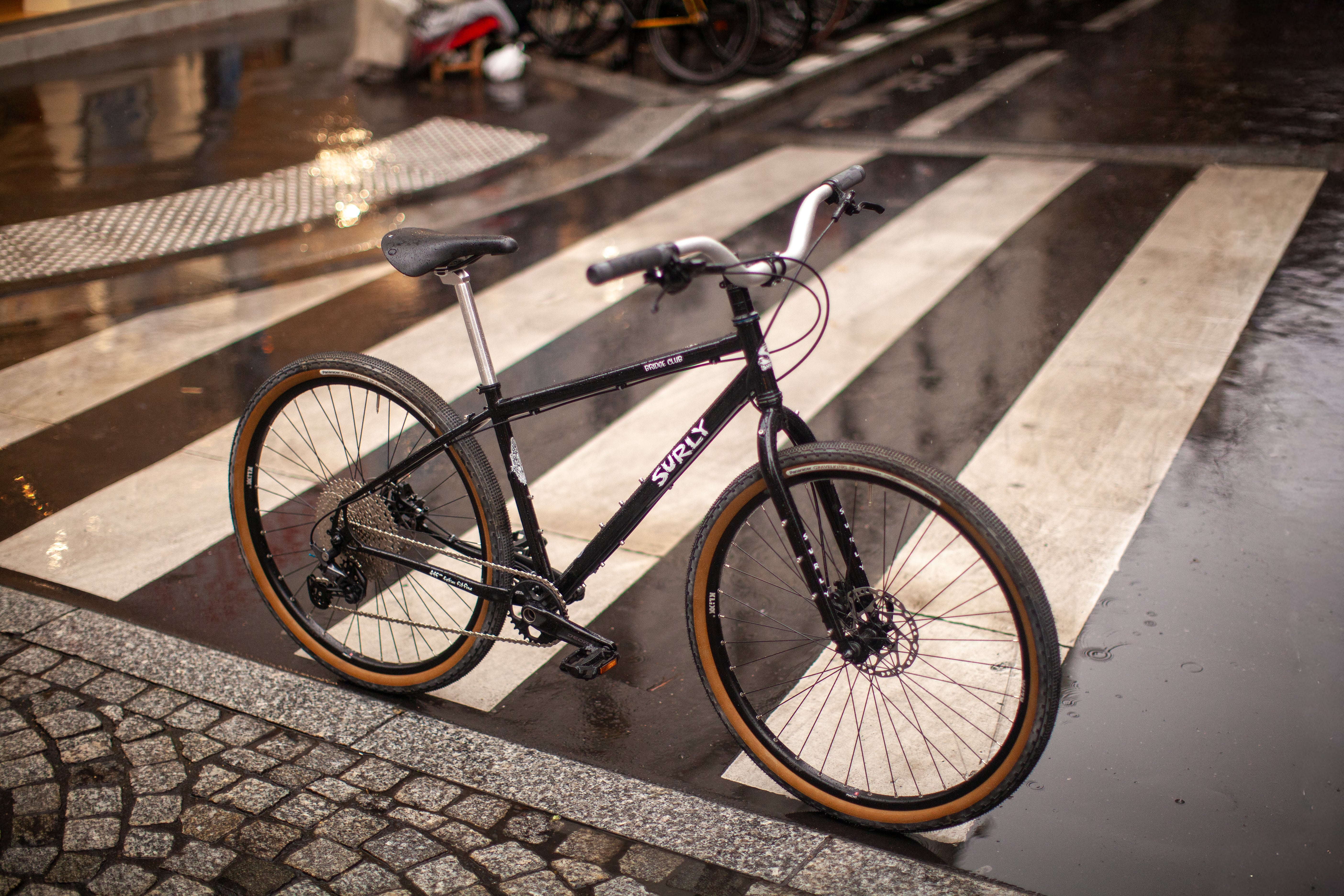 SURLY BRIDGE CLUB CUSTOM BUILD - SMALL – La Chouette Paris
