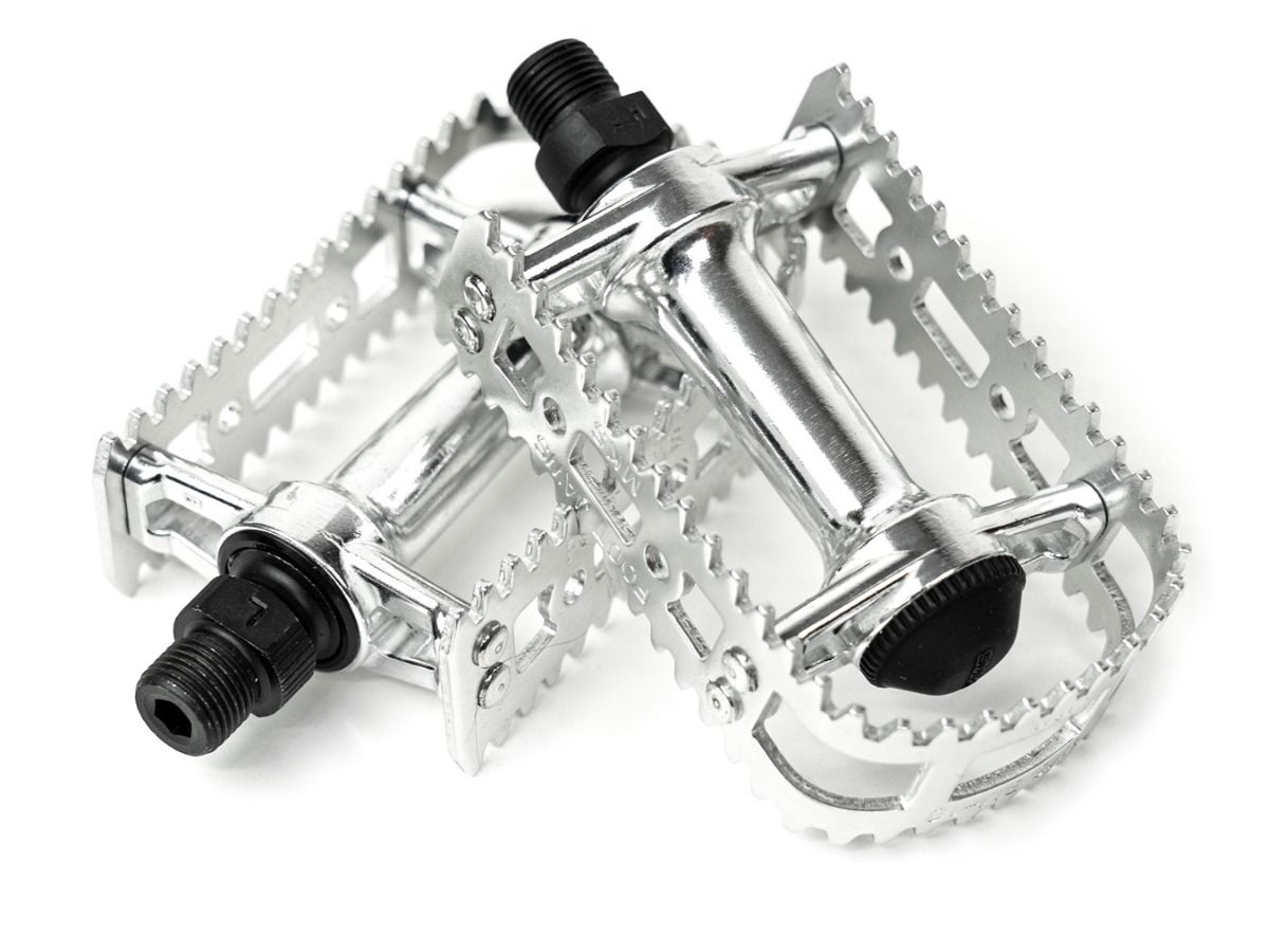 MKS BM-10 FOOT JAWS PEDALS – La Chouette Paris MKS BM-10 FOOT JAWS PEDALS – La Chouette Paris