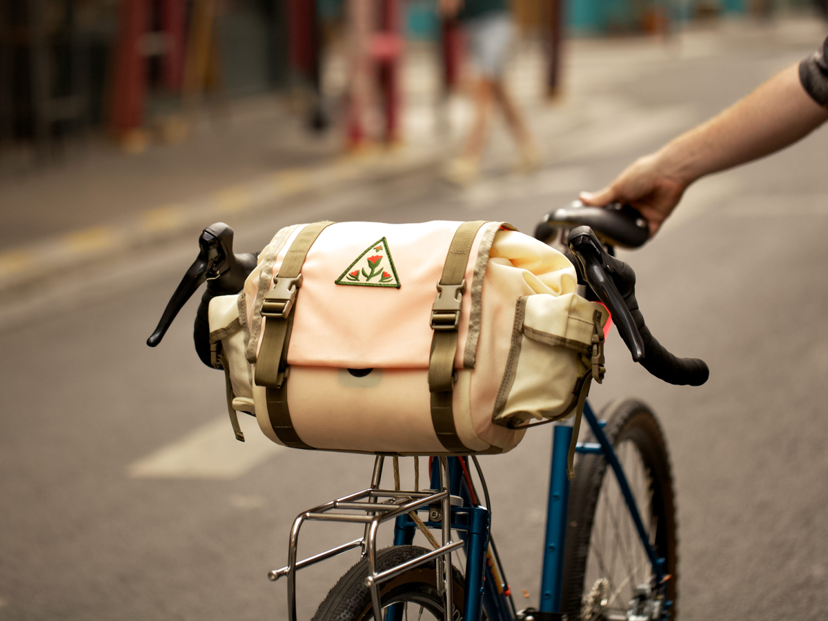 RON'S BIKES SMALL FABIO'S CHEST - CLASSIC WAXED – La Chouette Paris