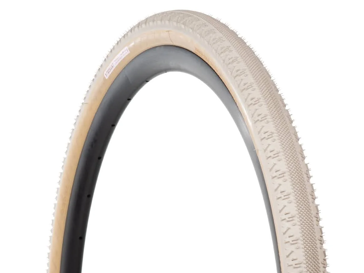PNEUS SIMWORKS x TOMII CYCLES - FARAWAY