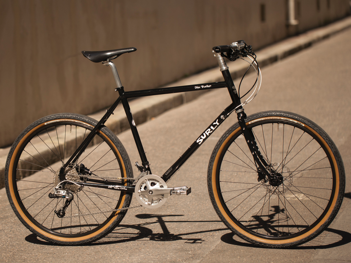 SURLY DISC TRUCKER LA CHOUETTE BUILD 54 La Chouette Paris