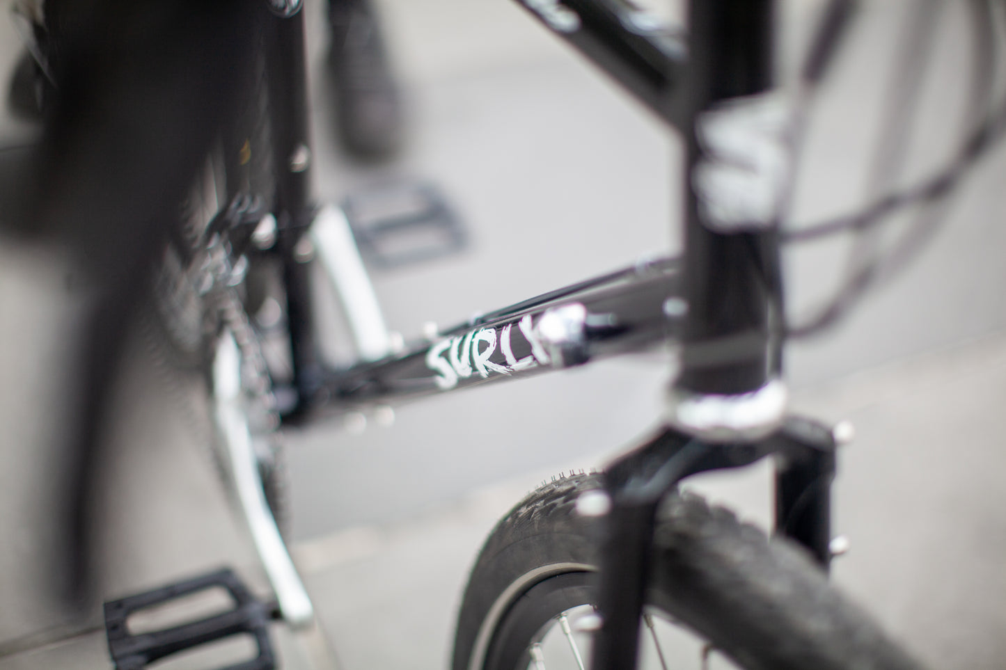 SURLY DISC TRUCKER LA CHOUETTE BUILD - 50