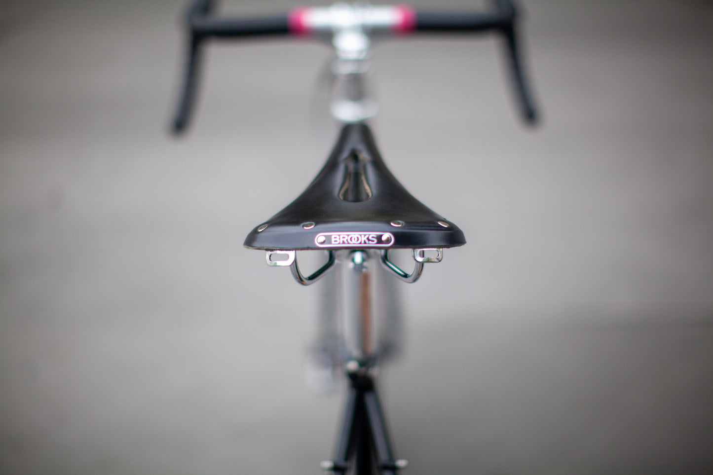 SURLY DISC TRUCKER LA CHOUETTE BUILD - 50