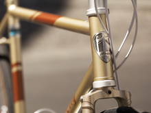 Charger l&#39;image dans la galerie, COLINE&#39;S ALL-CITY SPACE HORSE
