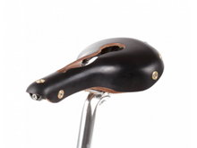 Load image into Gallery viewer, BERTHOUD ASPIN CARVED SADDLE
