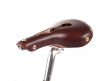 Load image into Gallery viewer, BERTHOUD ASPIN CARVED SADDLE
