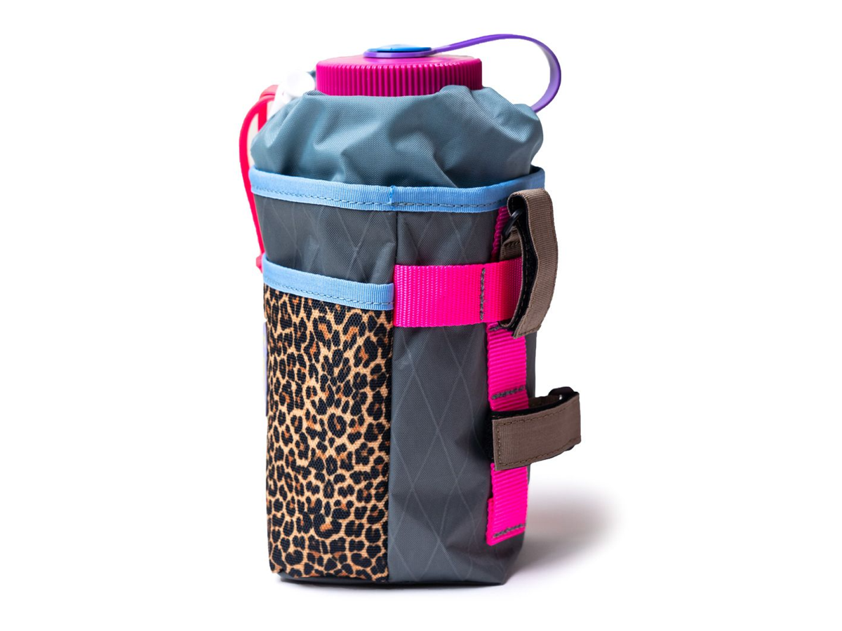 BLUE LUG STEM POUCH