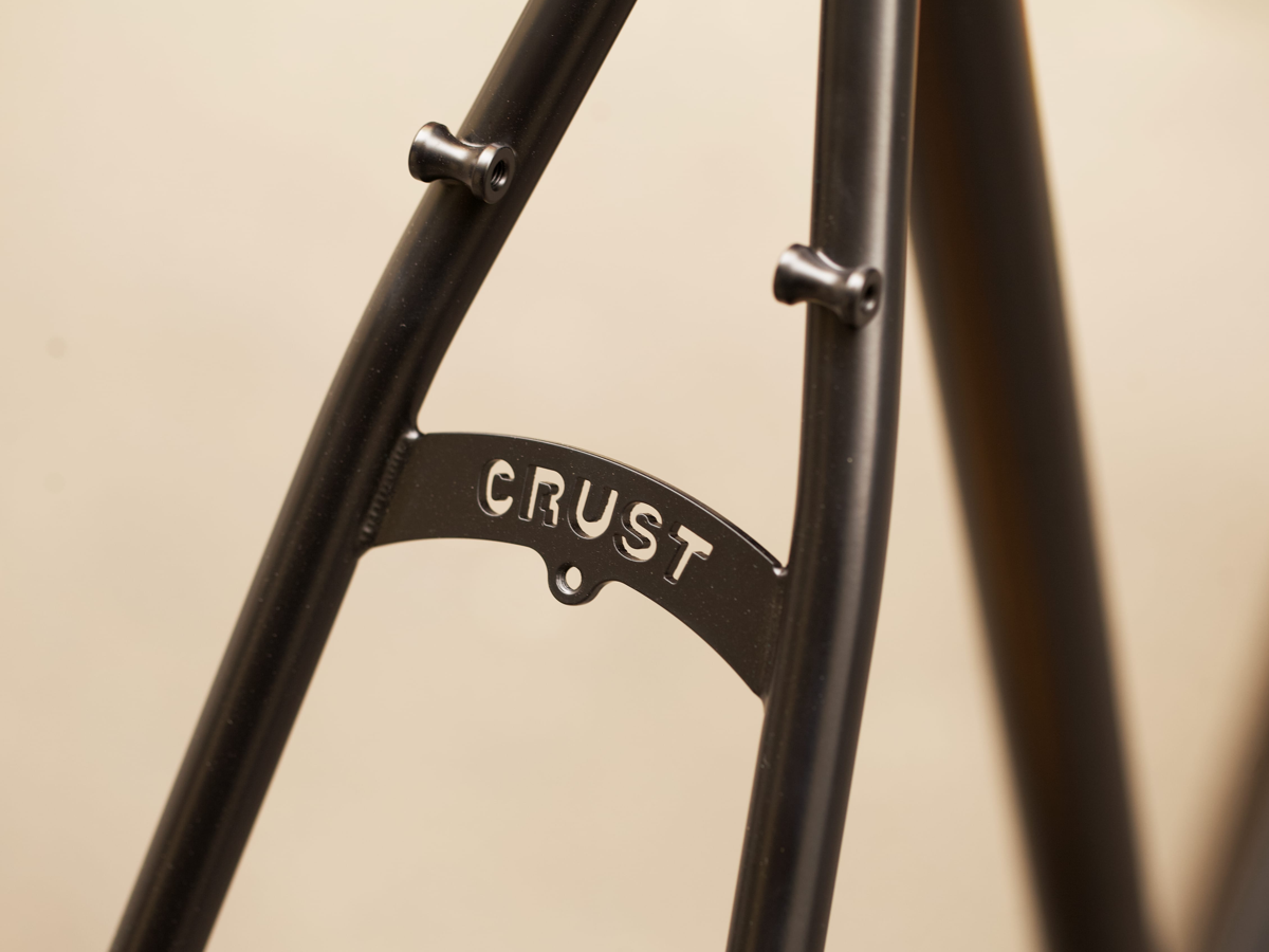 CRUST EVASION FRAME - MATTE BLACK