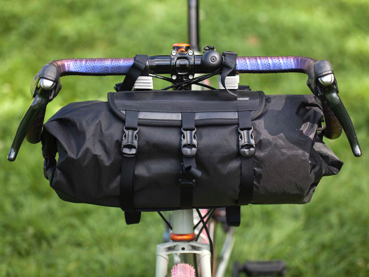 FAIRWEATHER X-PAC HANDLEBAR BAG – La Chouette Paris