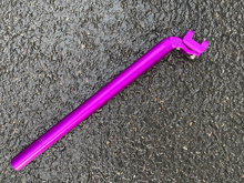 Load image into Gallery viewer, PAUL COMPONENTS TALL AND HANDSOME SEAT POST
