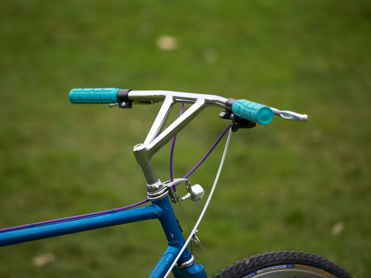 JR'S VINTAGE PEUGEOT CRAZY HORSE – La Chouette Paris JR'S VINTAGE PEUGEOT CRAZY HORSE – La Chouette Paris