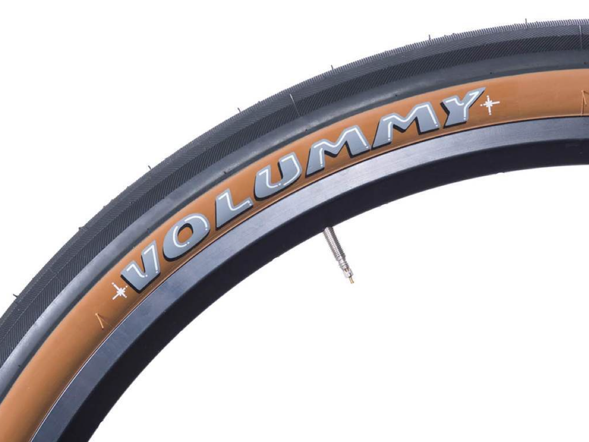 SIMWORKS VOLUMMY TYRES - BLACK & PEANUT BUTTER