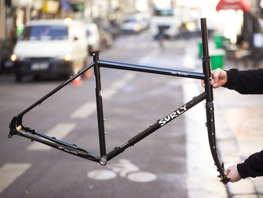 SURLY DISC TRUCKER FRAME - BLACK
