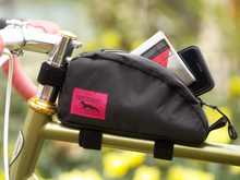 Charger l&#39;image dans la galerie, SWIFT INDUSTRIES MOXIE - SACOCHE TOP TUBE
