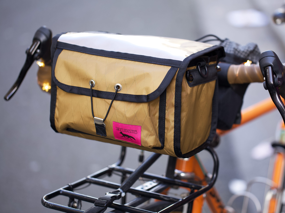 SWIFT INDUSTRIES PALOMA ハンドルバーバッグ 新品未使用 Swift Industries Paloma ハンドルバーバッグ 茶【未使用】