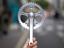 Load image into Gallery viewer, VELO ORANGE SINGLE RING CRANKSET WITH NARROW-WIDE CHAINRING
